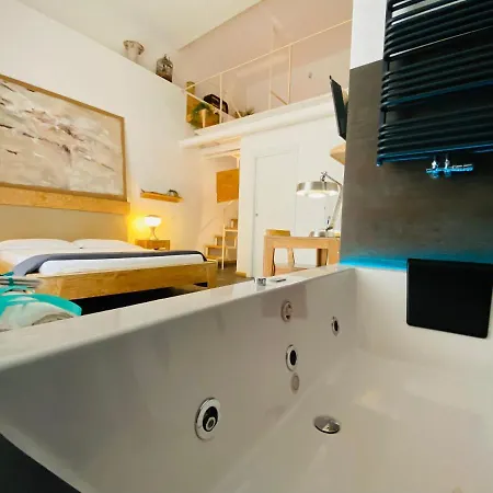 Aquarooms Luxury