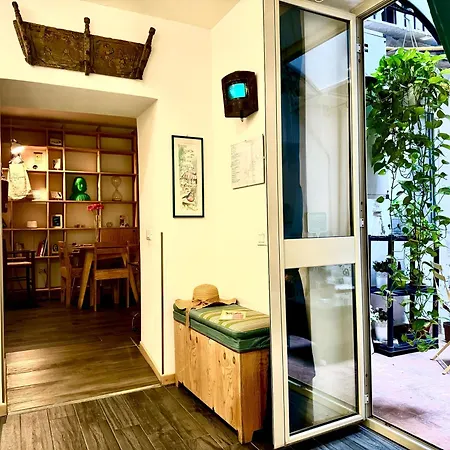 Aquarooms Luxury Bed & Breakfast 3*