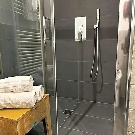 Aquarooms