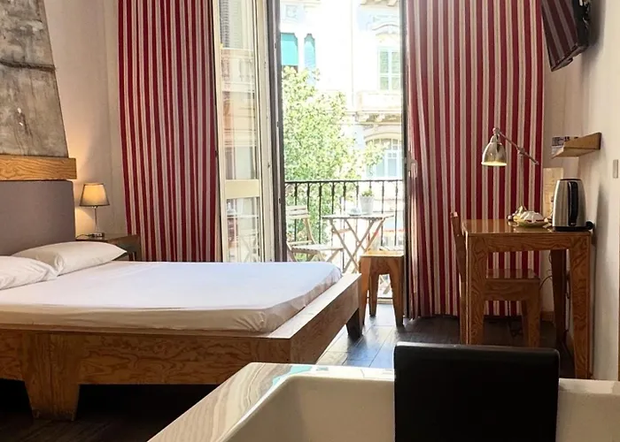 Aquarooms 4*