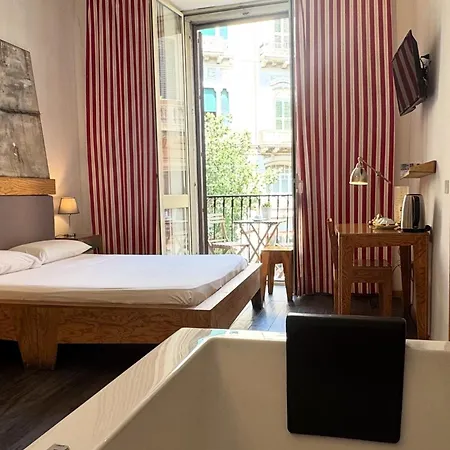 Aquarooms 4*